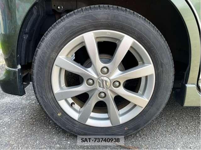 Suzuki SPACIA 2014-08 8666925-4