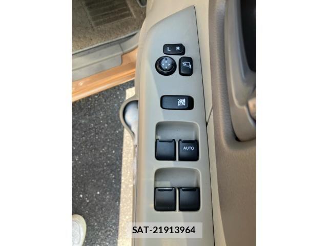 Suzuki SPACIA 2015-10 8666927-13