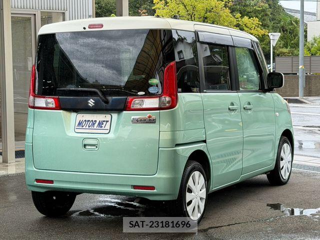 Suzuki SPACIA 2013-06 8661659-1