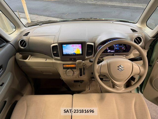 Suzuki SPACIA 2013-06 8661659-6