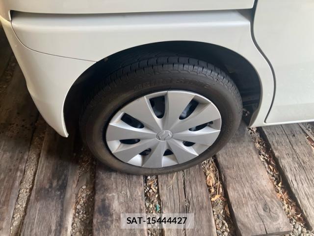Suzuki SPACIA 2013-10 8661671-4