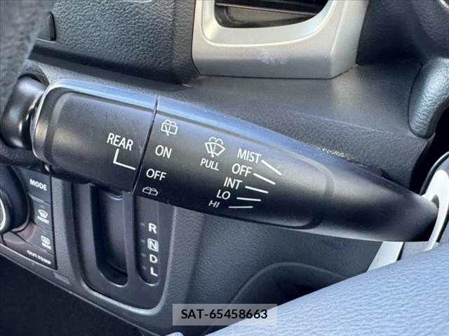 Suzuki SPACIA 2015-09 8661661-26