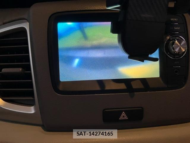 Suzuki SPACIA 2013-11 8661675-19