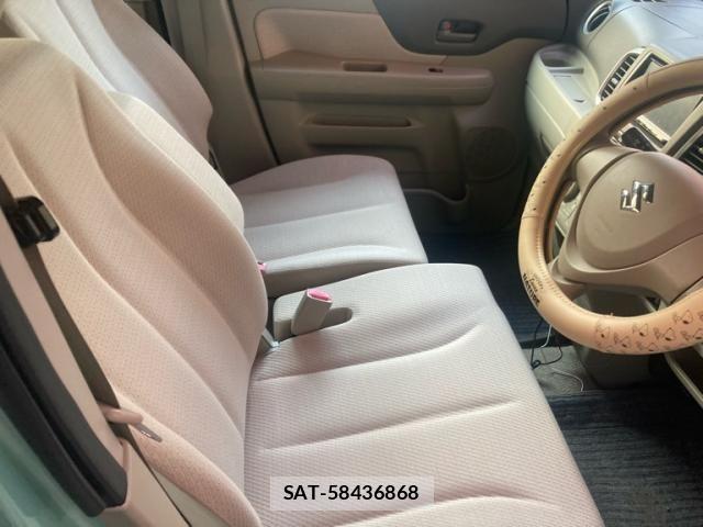 Suzuki SPACIA 2014-09 8661660-9
