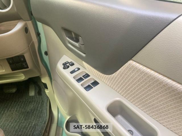 Suzuki SPACIA 2014-09 8661660-12