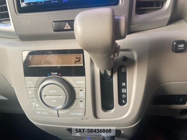 Suzuki SPACIA 2014-09 8661660-19
