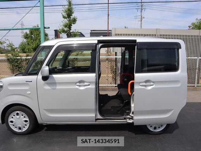 Suzuki SPACIA 2022-11 8661651-13