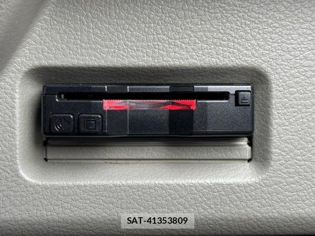 Suzuki SPACIA 2013-08 8661670-16