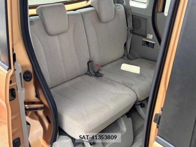 Suzuki SPACIA 2013-08 8661670-6
