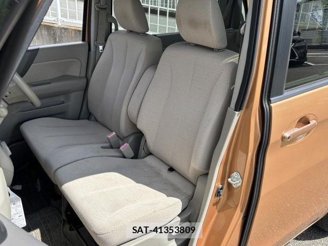 Suzuki SPACIA 2013-08 8661670-7
