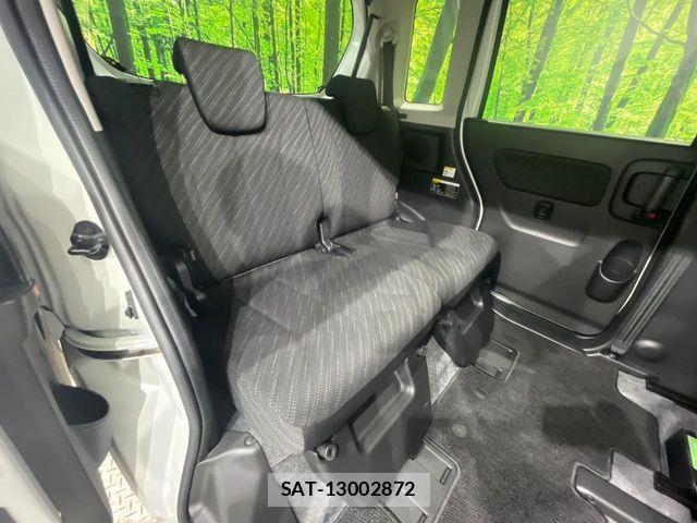 Suzuki SPACIA 2017-01 8686602-9