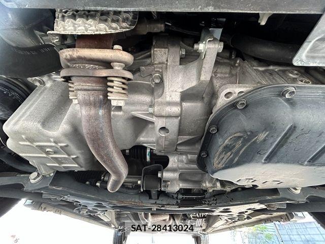 Suzuki SPACIA 2022-07 8686601-27