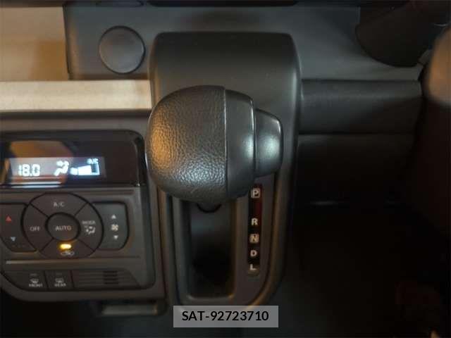 Suzuki SPACIA 2023-11 8686596-6