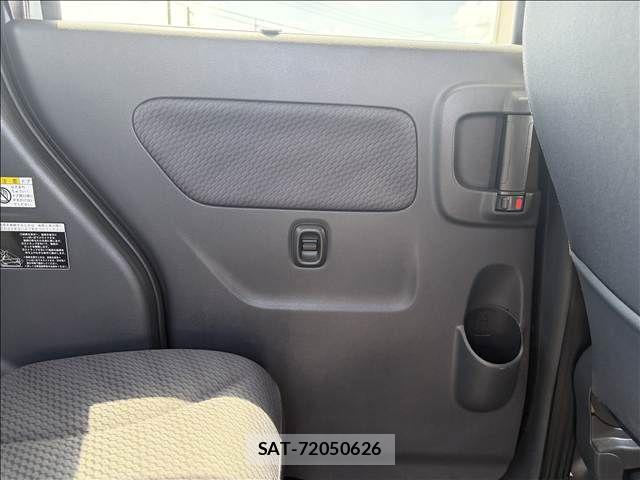 Suzuki SPACIA 2014-06 8686603-27