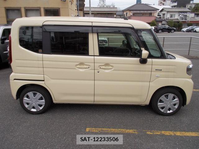 Suzuki SPACIA 2025-04 8745929-1