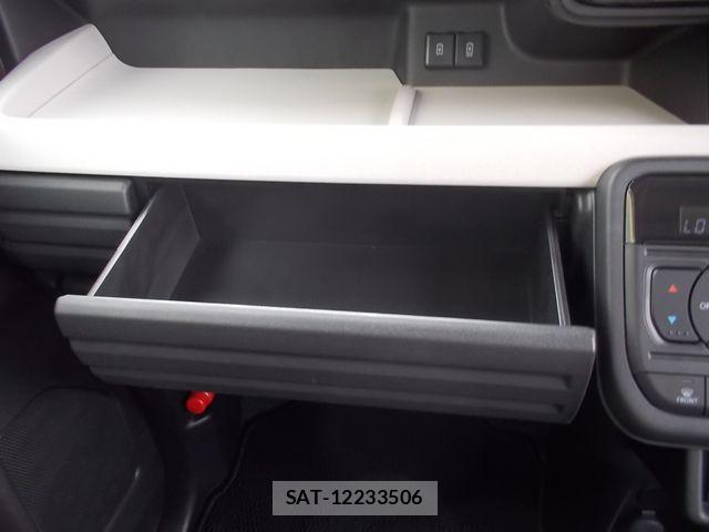Suzuki SPACIA 2025-04 8745929-19