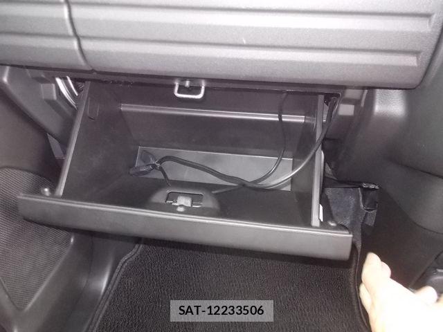 Suzuki SPACIA 2025-04 8745929-20