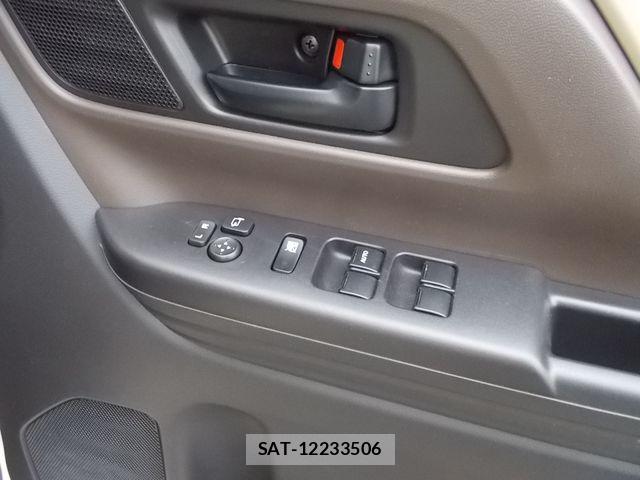 Suzuki SPACIA 2025-04 8745929-24