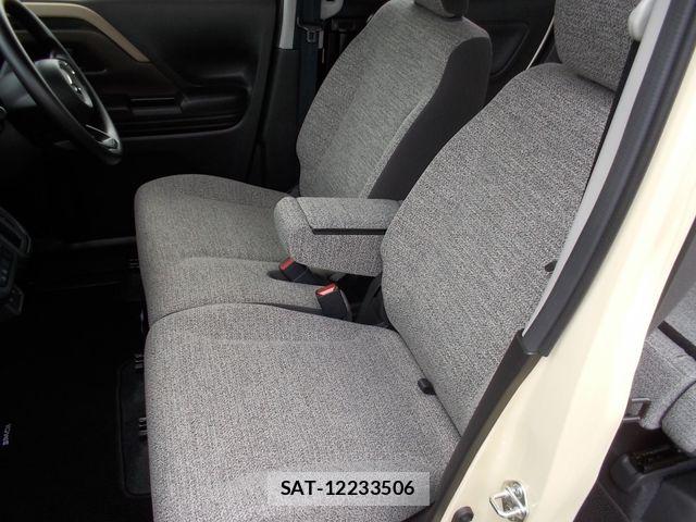 Suzuki SPACIA 2025-04 8745929-28