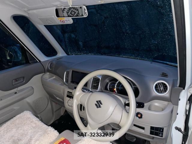 Suzuki SPACIA 2015-09 8745948-10