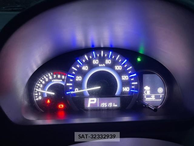 Suzuki SPACIA 2015-09 8745948-16