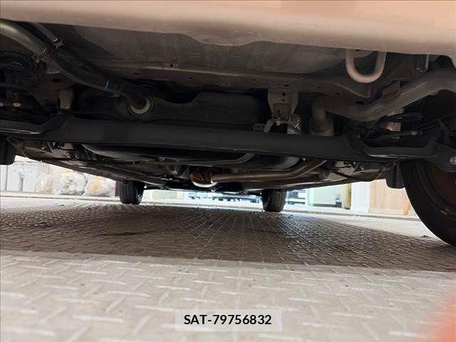 Suzuki SPACIA 2022-04 8745932-29