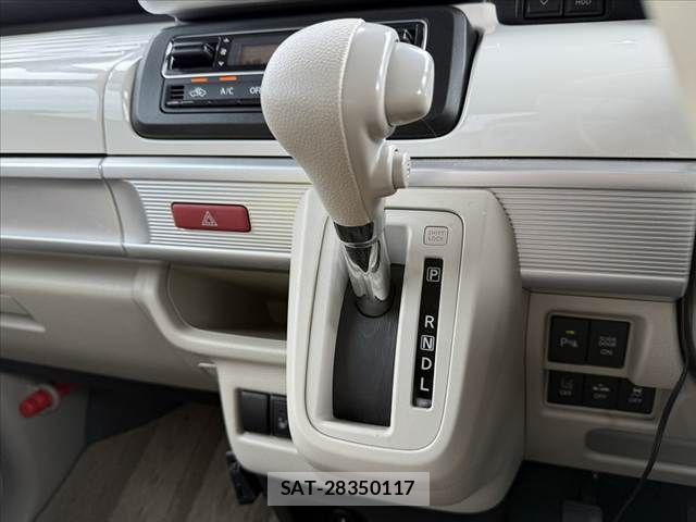 Suzuki SPACIA 2019-01 8745936-27