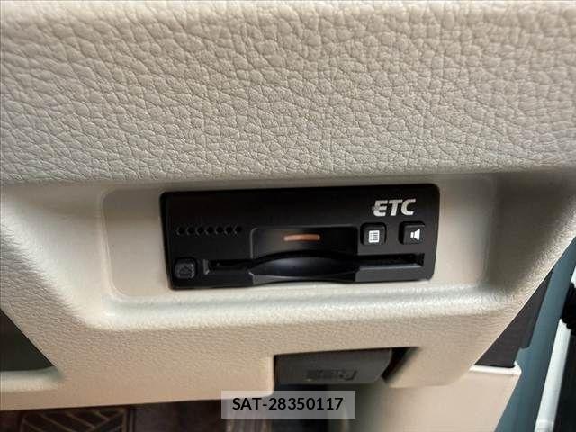 Suzuki SPACIA 2019-01 8745936-29