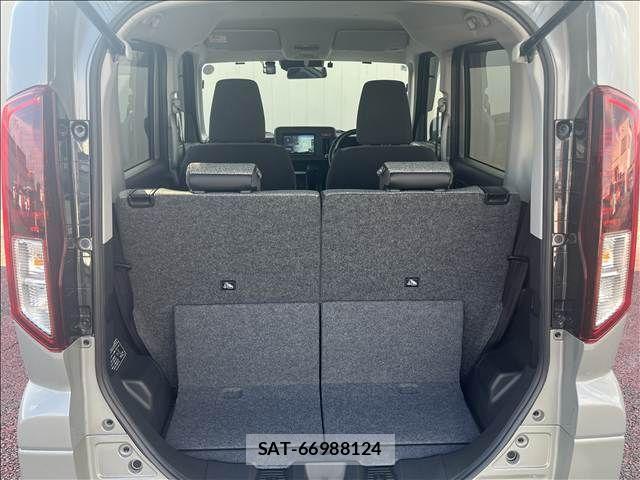 Suzuki SPACIA 2025-09 8745931-17