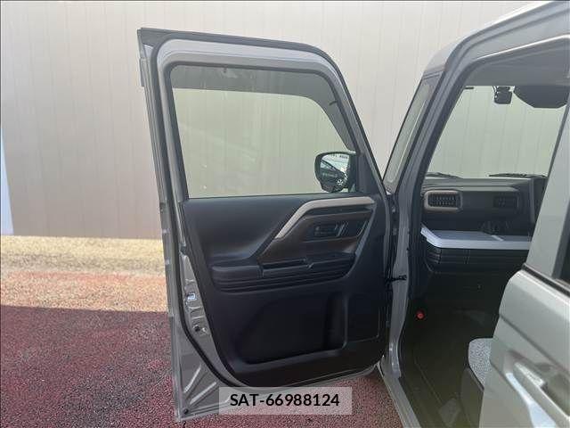 Suzuki SPACIA 2025-09 8745931-20