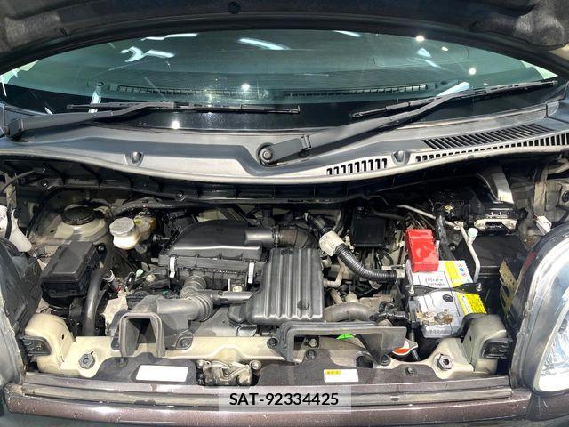 Suzuki SPACIA 2018-03 8745935-17