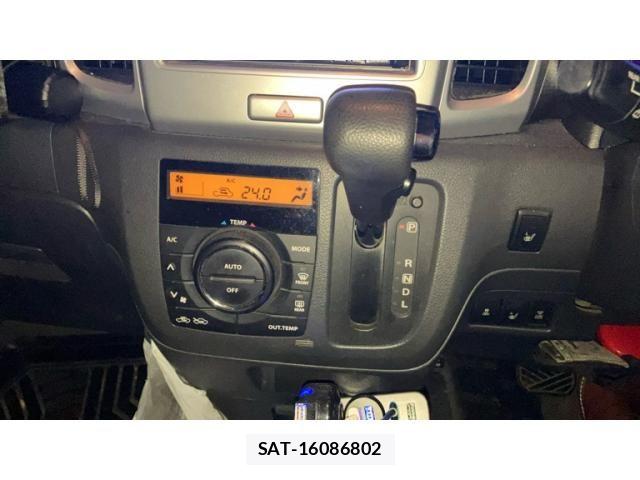 Suzuki SPACIA 2015-03 8782103-13