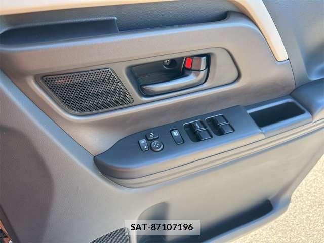 Suzuki SPACIA 2025-05 8782094-7