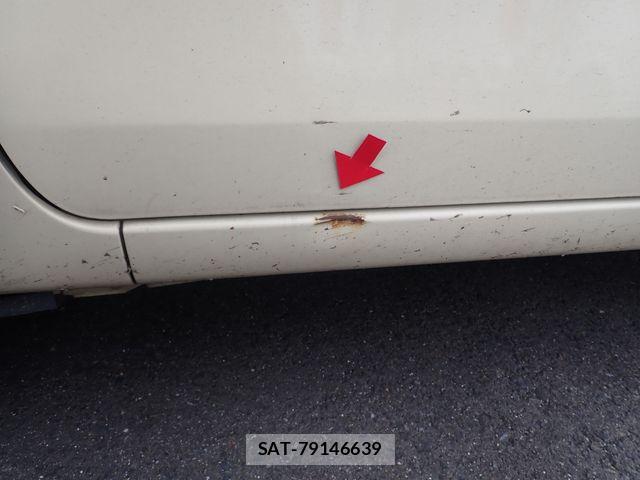 Suzuki SPACIA 2017-08 8782104-27