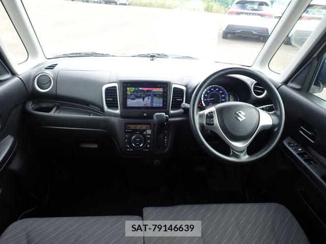 Suzuki SPACIA 2017-08 8782104-7