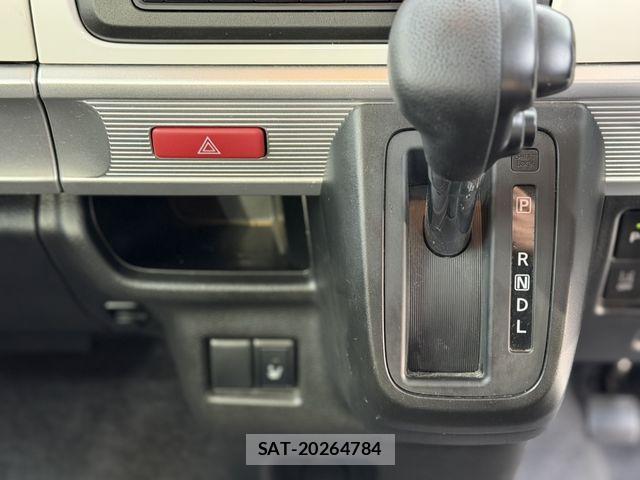 Suzuki SPACIA 2019-11 8797526-18