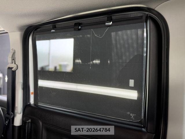 Suzuki SPACIA 2019-11 8797526-27