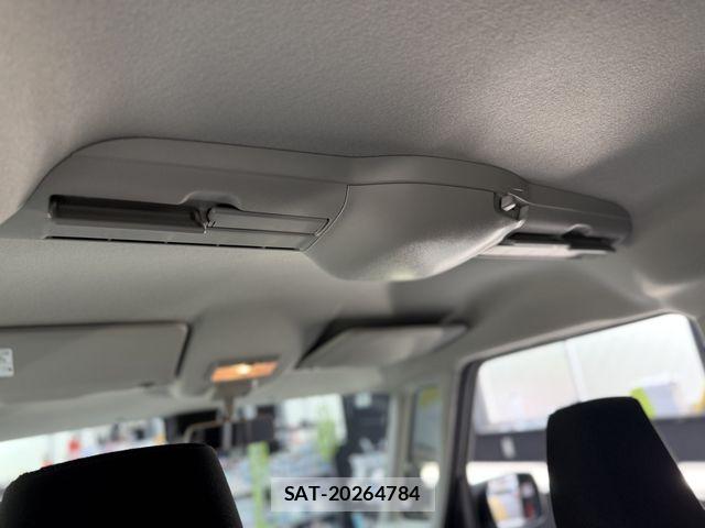 Suzuki SPACIA 2019-11 8797526-28