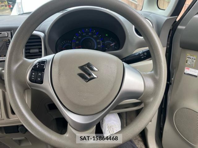 Suzuki SPACIA 2013-03 8831685-14