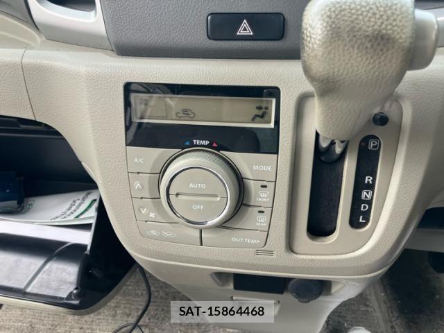 Suzuki SPACIA 2013-03 8831685-15