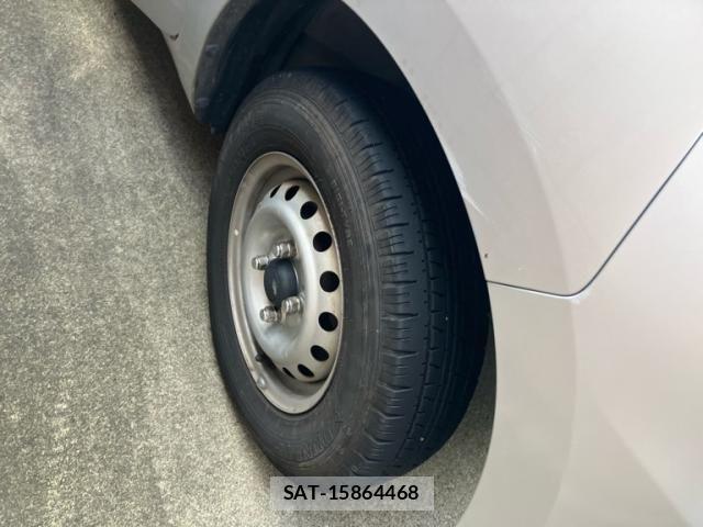 Suzuki SPACIA 2013-03 8831685-3
