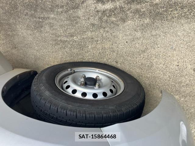 Suzuki SPACIA 2013-03 8831685-4