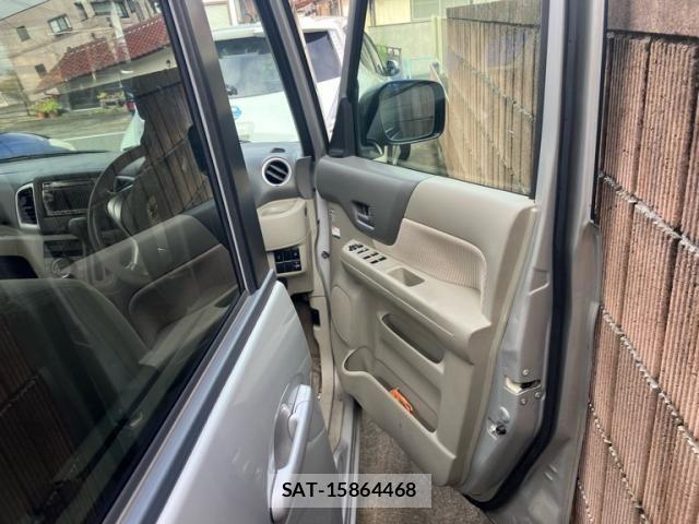 Suzuki SPACIA 2013-03 8831685-7