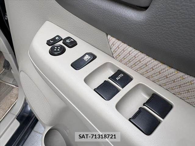 Suzuki SPACIA 2013-08 8831683-21