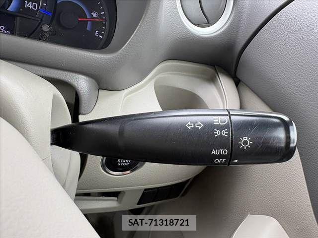 Suzuki SPACIA 2013-08 8831683-26