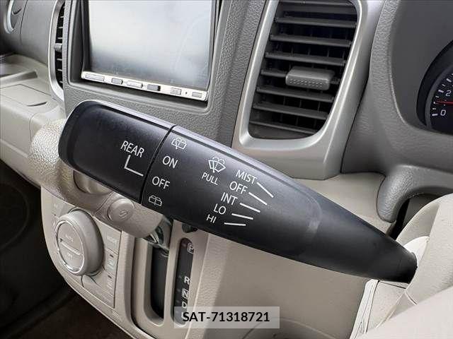 Suzuki SPACIA 2013-08 8831683-27