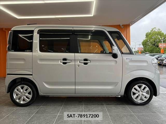 Suzuki SPACIA 2018-10 8831680-11