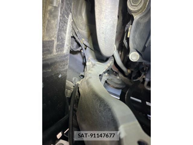 Suzuki SPACIA 2017-07 8831682-19