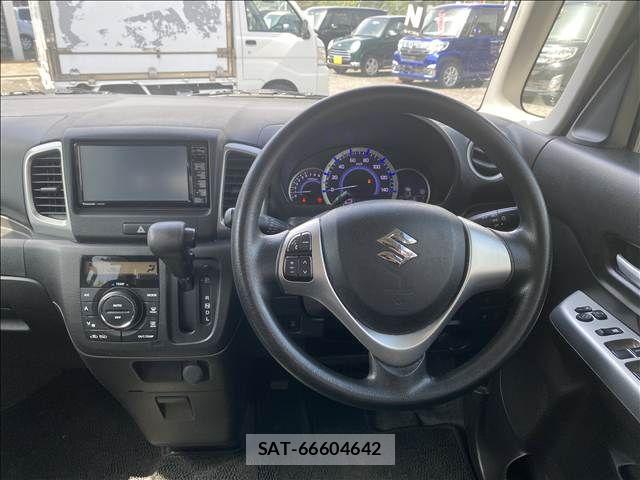 Suzuki SPACIA 2017-11 8831684-9