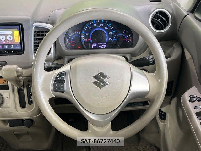 Suzuki SPACIA 2013-04 8850680-11